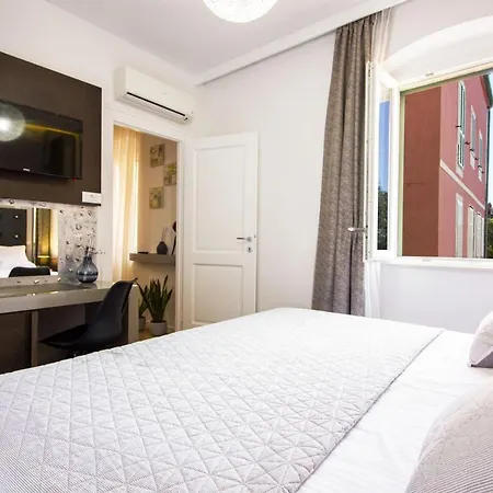 Argentum Luxury * スプリト