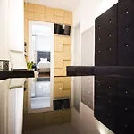 Argentum Luxury Lägenhet *